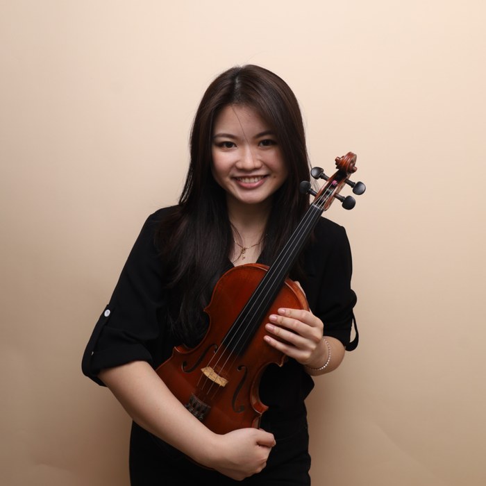 Xin Jie, head violin teacher and co-founder